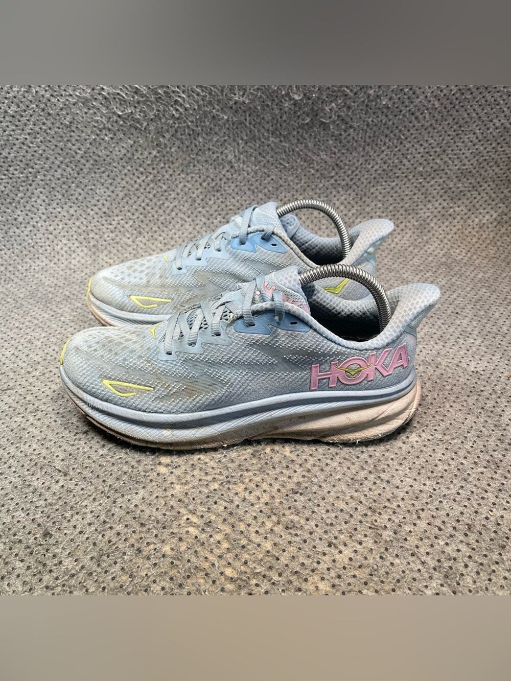 Hoka One One Clifton 9 Blue Running Shoes Size 8.5 Women’s